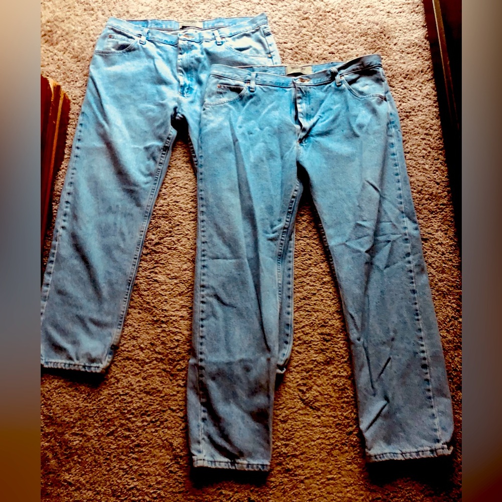 👖 38 x 30 Wrangler Men's Jeans, two pairs